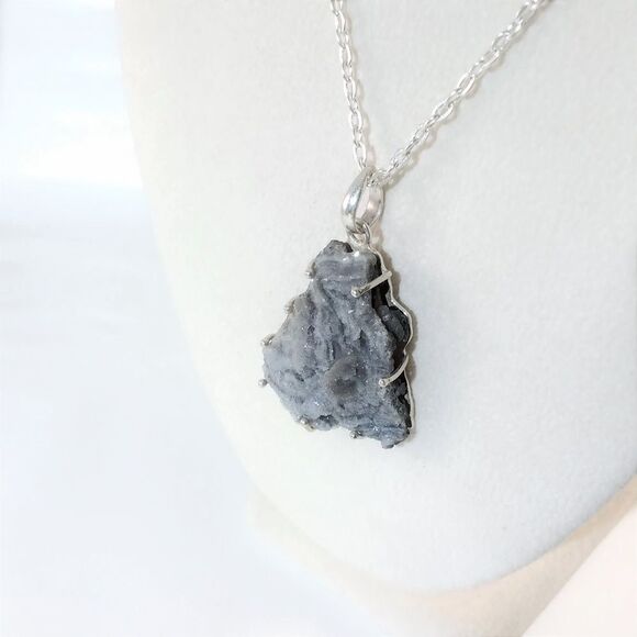 Druzy Pendant Necklace Silver Plated Chain - Picture 2 of 7
